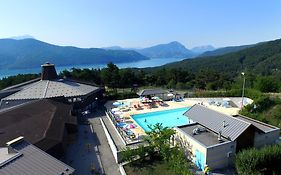 VVF Villages   Le Lac de Serre Ponçon   Chorges